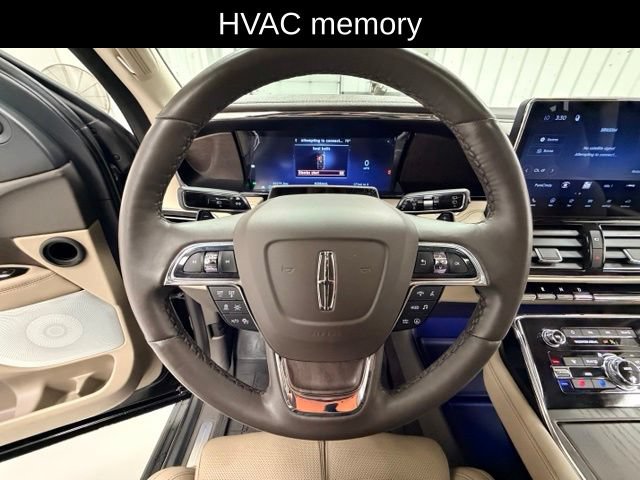 Used 2024 Lincoln Navigator Reserve AWD/4WD image 9