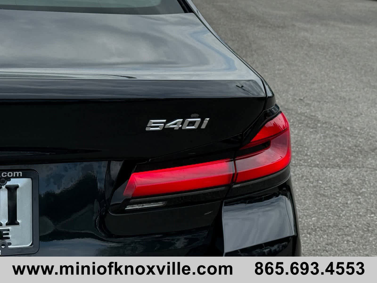 Used 2021 BMW 540i w/ M Sport Package RWD image 10