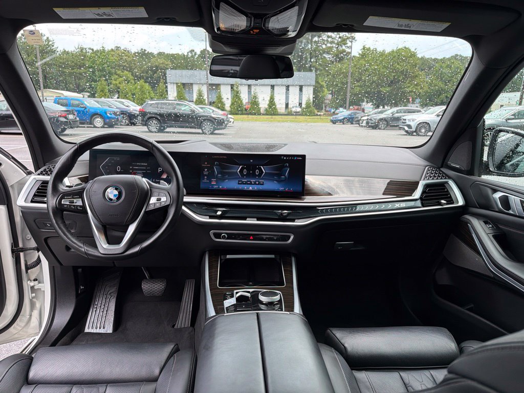 Used 2025 BMW X5 xDrive50e AWD/4WD image 8