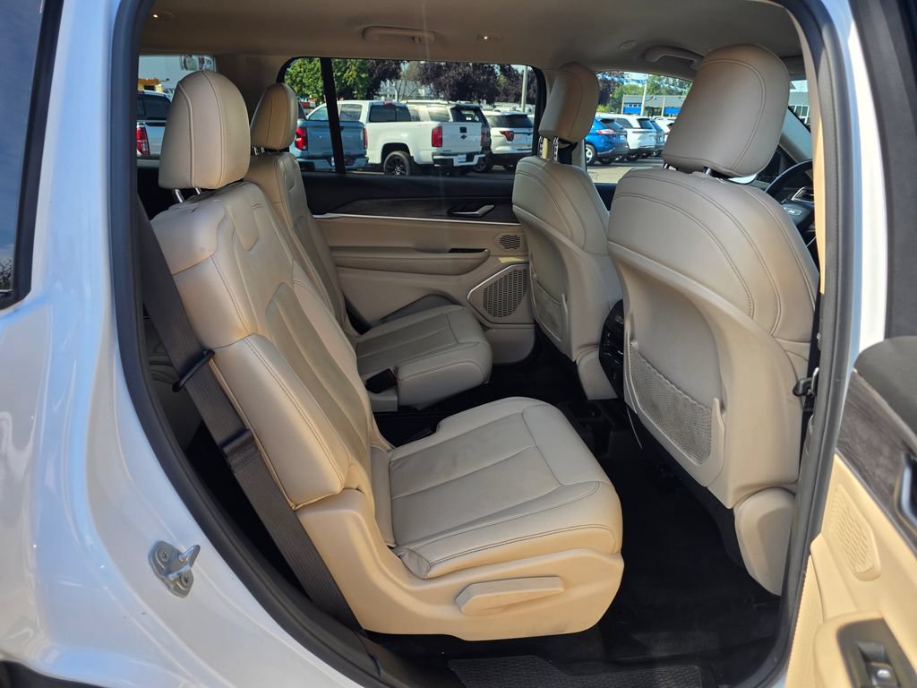Used 2021 Jeep Grand Cherokee L Limited AWD/4WD image 23