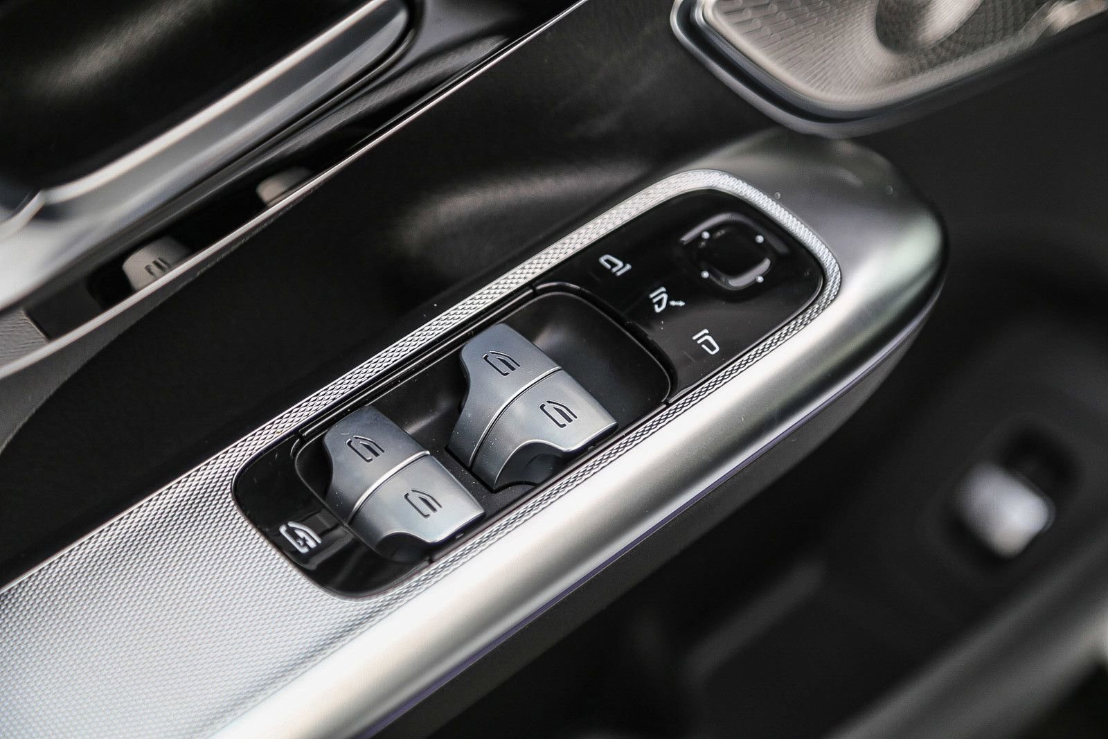 Used 2024 Mercedes-Benz EQE 350+ 4MATIC Sedan image 28