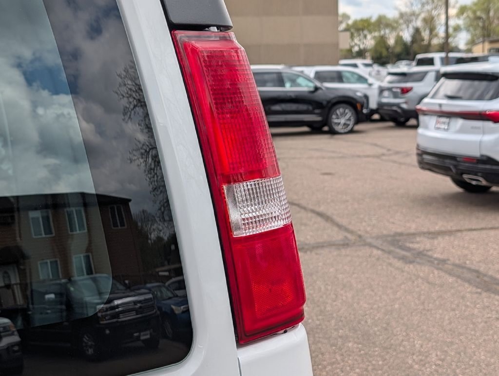New 2026 GMC Savana 3500 Extended RWD image 11