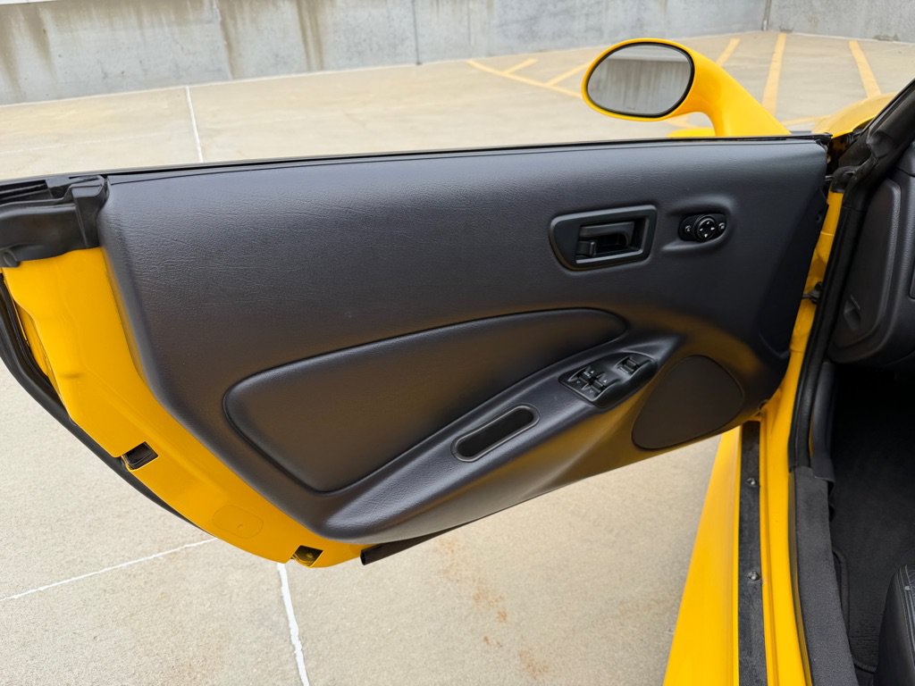Used 2000 Plymouth Prowler RWD image 12