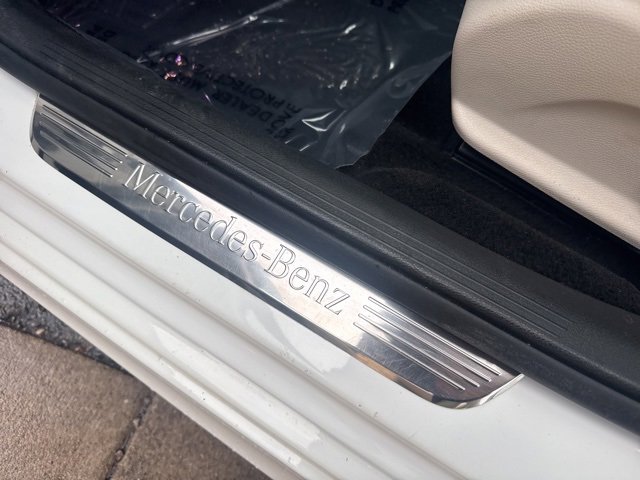 Used 2017 Mercedes-Benz E 300 image 14