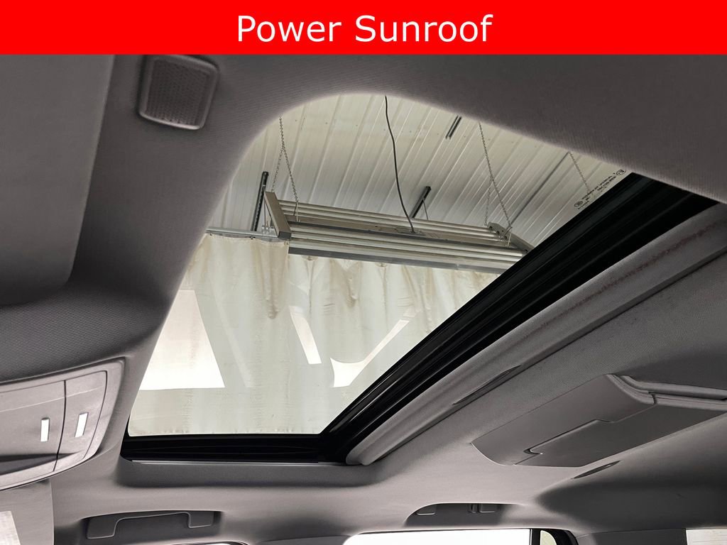 Used 2018 Chevrolet Tahoe LT image 3