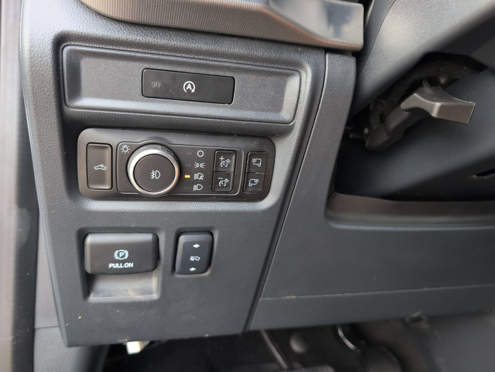 Used 2025 Ford F150 Lariat w/ FX4 Off-Road Package AWD/4WD image 10