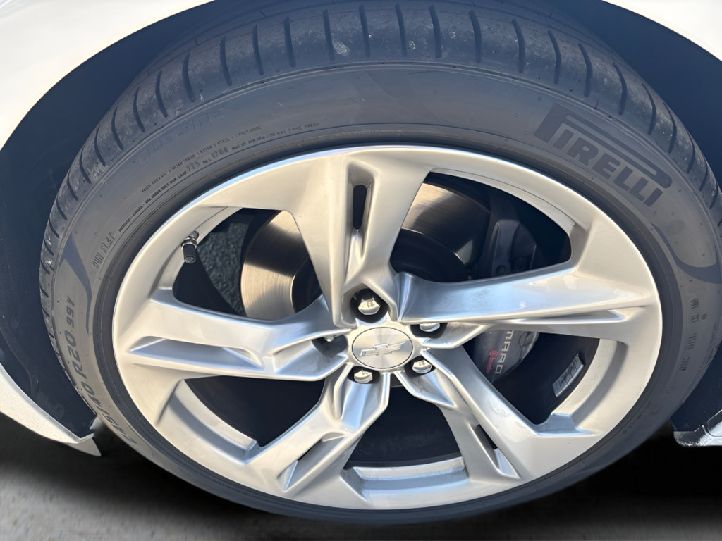 Used 2023 Chevrolet Camaro SS RWD image 14