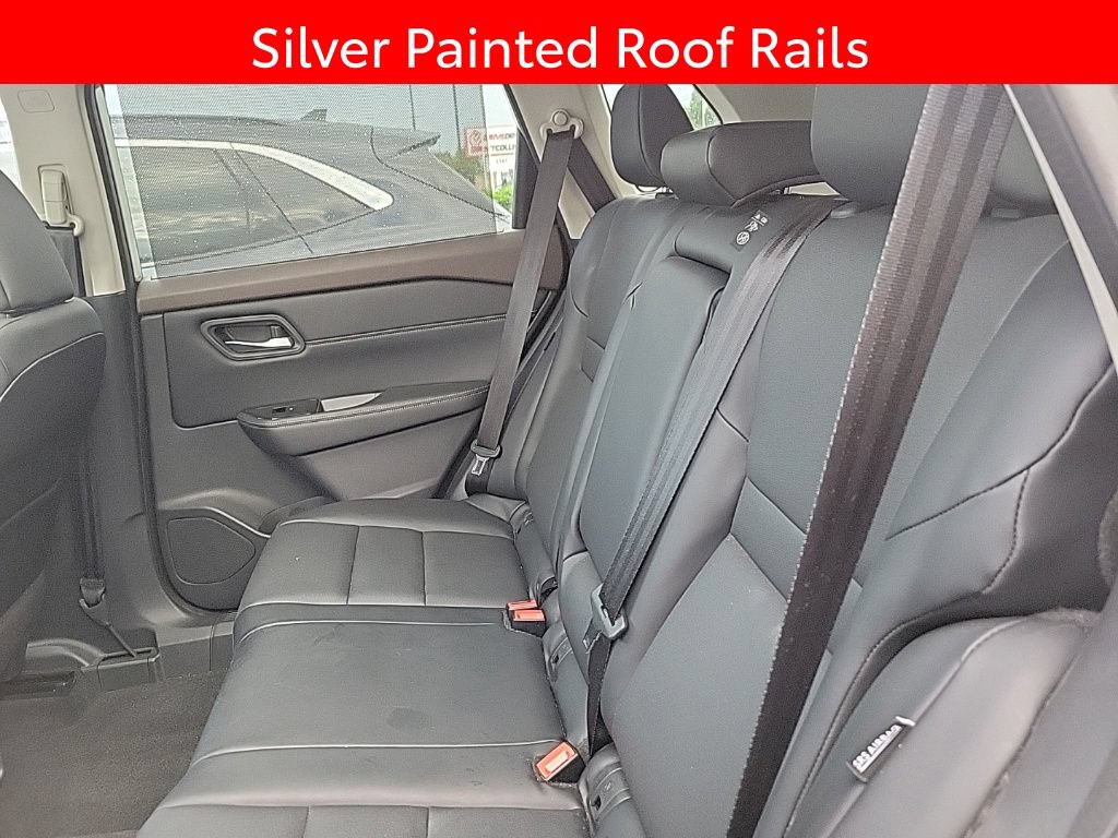 Used 2022 Nissan Rogue SV w/ SV Premium Package AWD/4WD image 13