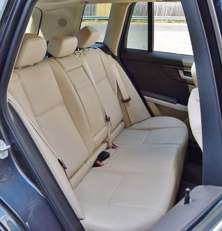 Used 2015 Mercedes-Benz GLK 350 4MATIC image 37