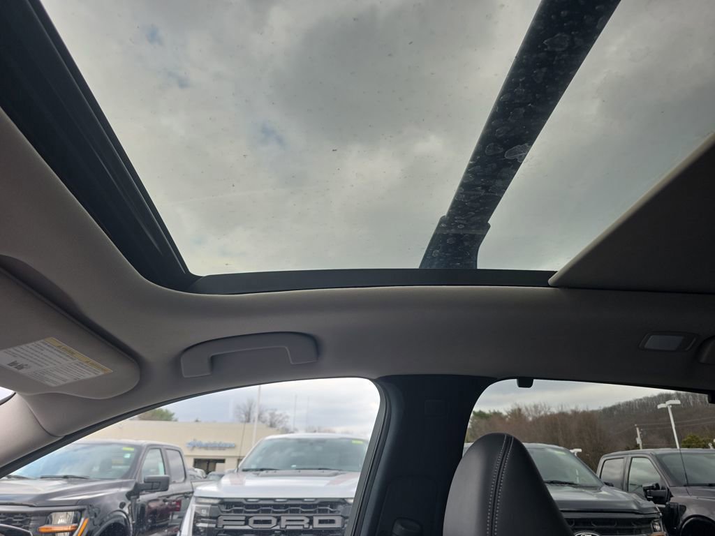 Used 2021 INFINITI QX50 Sensory image 29