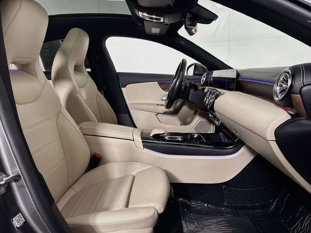 Used 2020 Mercedes-Benz CLA 250 image 33
