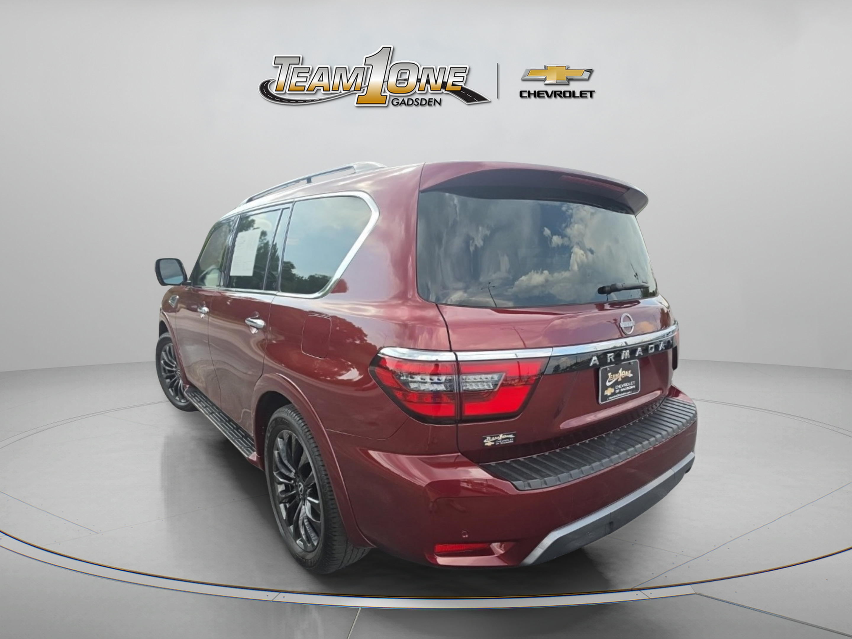 Used 2024 Nissan Armada Platinum w/ Captain's Chairs Package RWD image 6