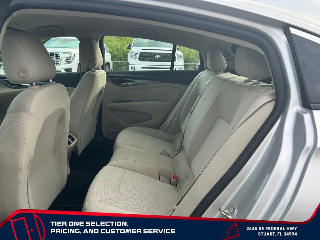 Used 2018 Buick Regal Preferred w/ Sights and Sounds Package FWD image 13