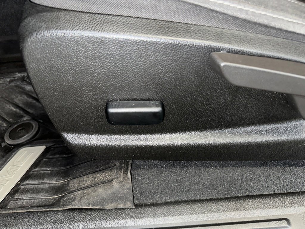 Certified 2022 GMC Canyon Elevation w/ Trailering Package image 3