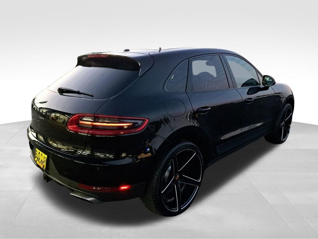 Used 2018 Porsche Macan image 6