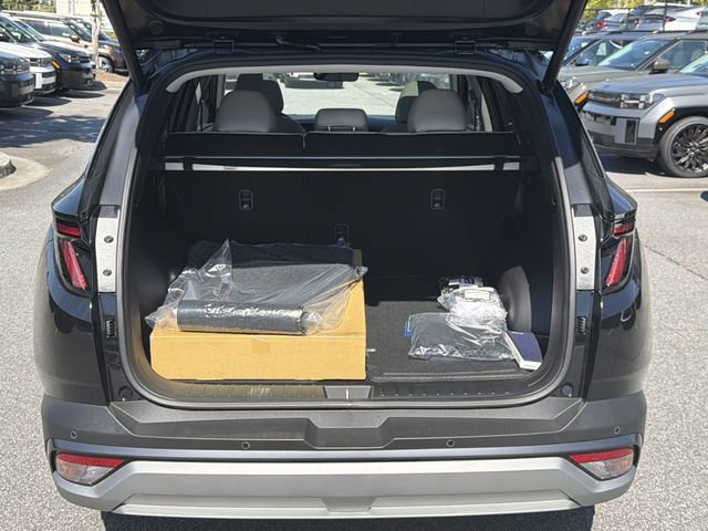 New 2026 Hyundai Tucson Limited image 18