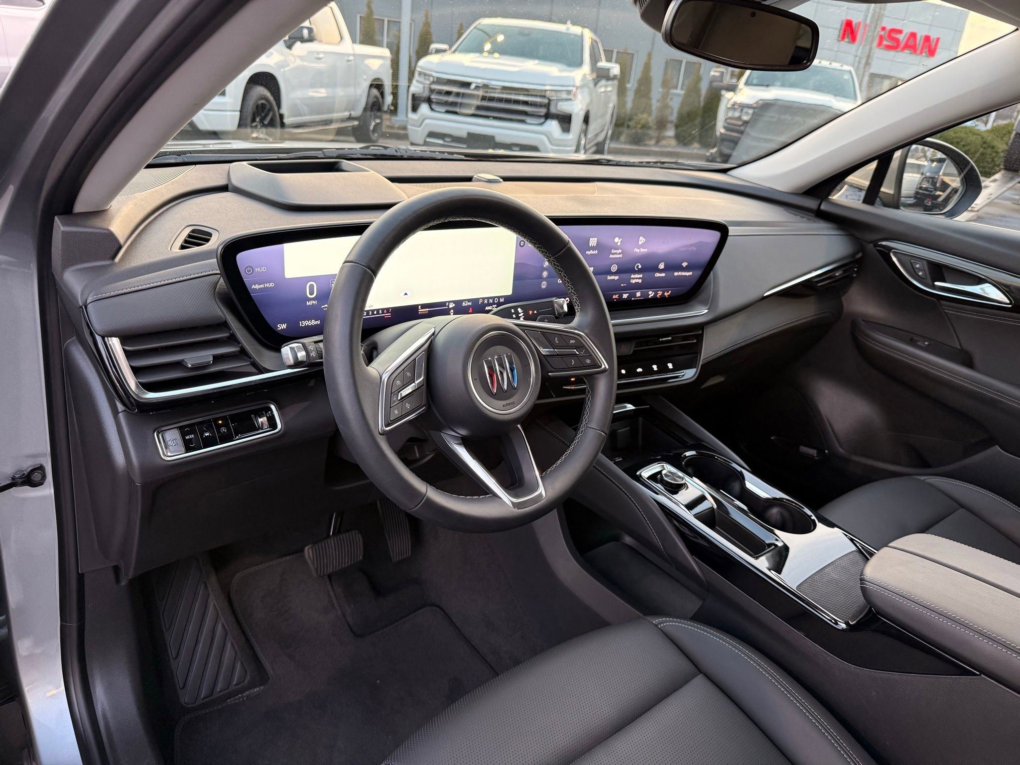 Used 2025 Buick Envision Preferred image 39