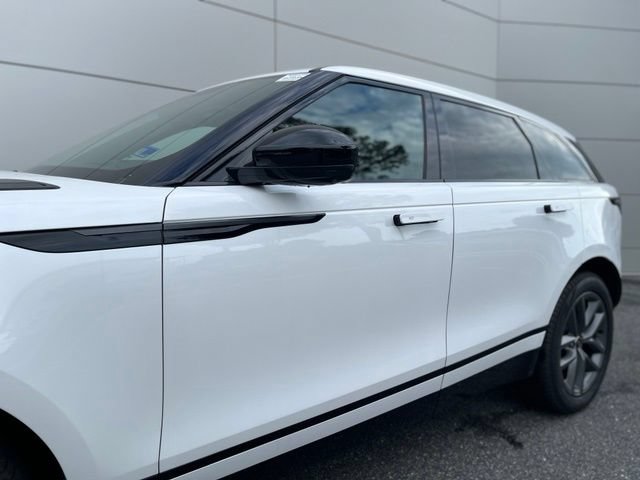 Used 2026 Land Rover Range Rover Velar Dynamic SE AWD/4WD image 3