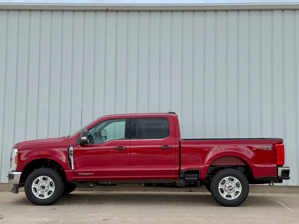 New 2026 Ford F250 XLT w/ FX4 Off-Road Package AWD/4WD image 3