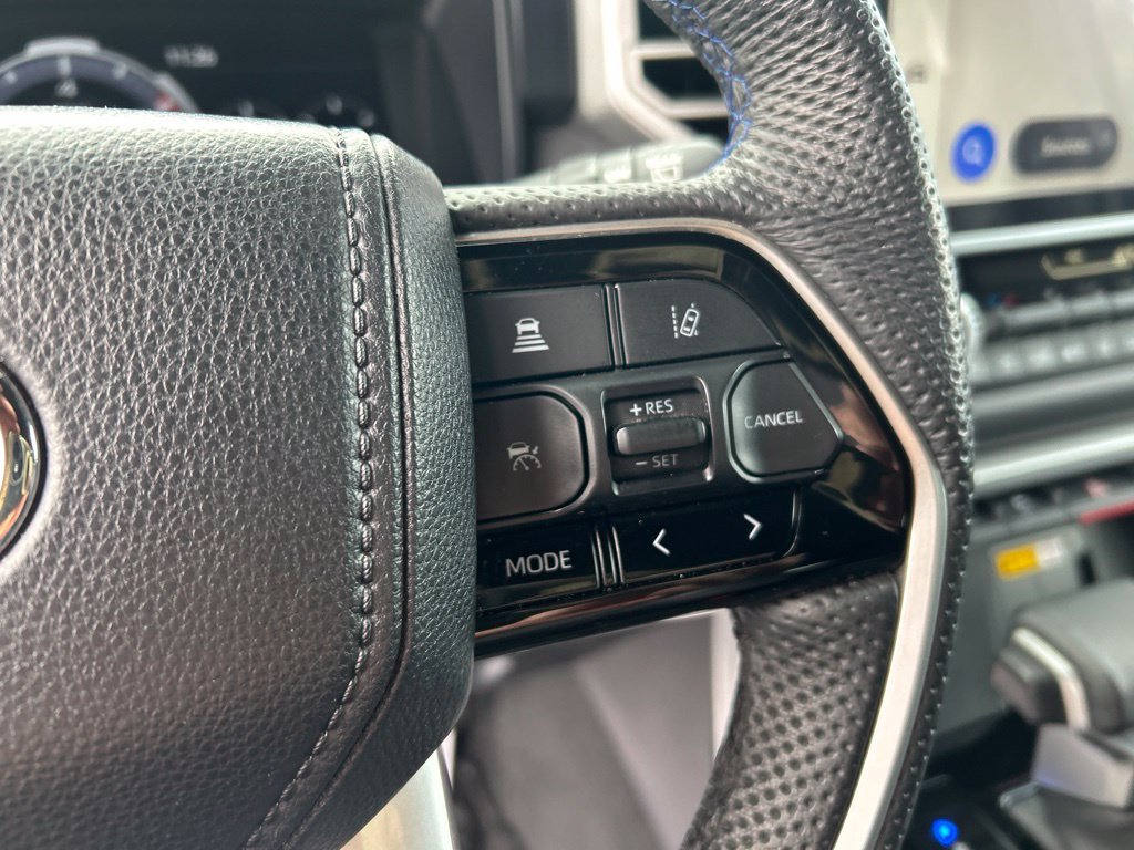 Used 2024 Toyota Sequoia Platinum AWD/4WD image 25