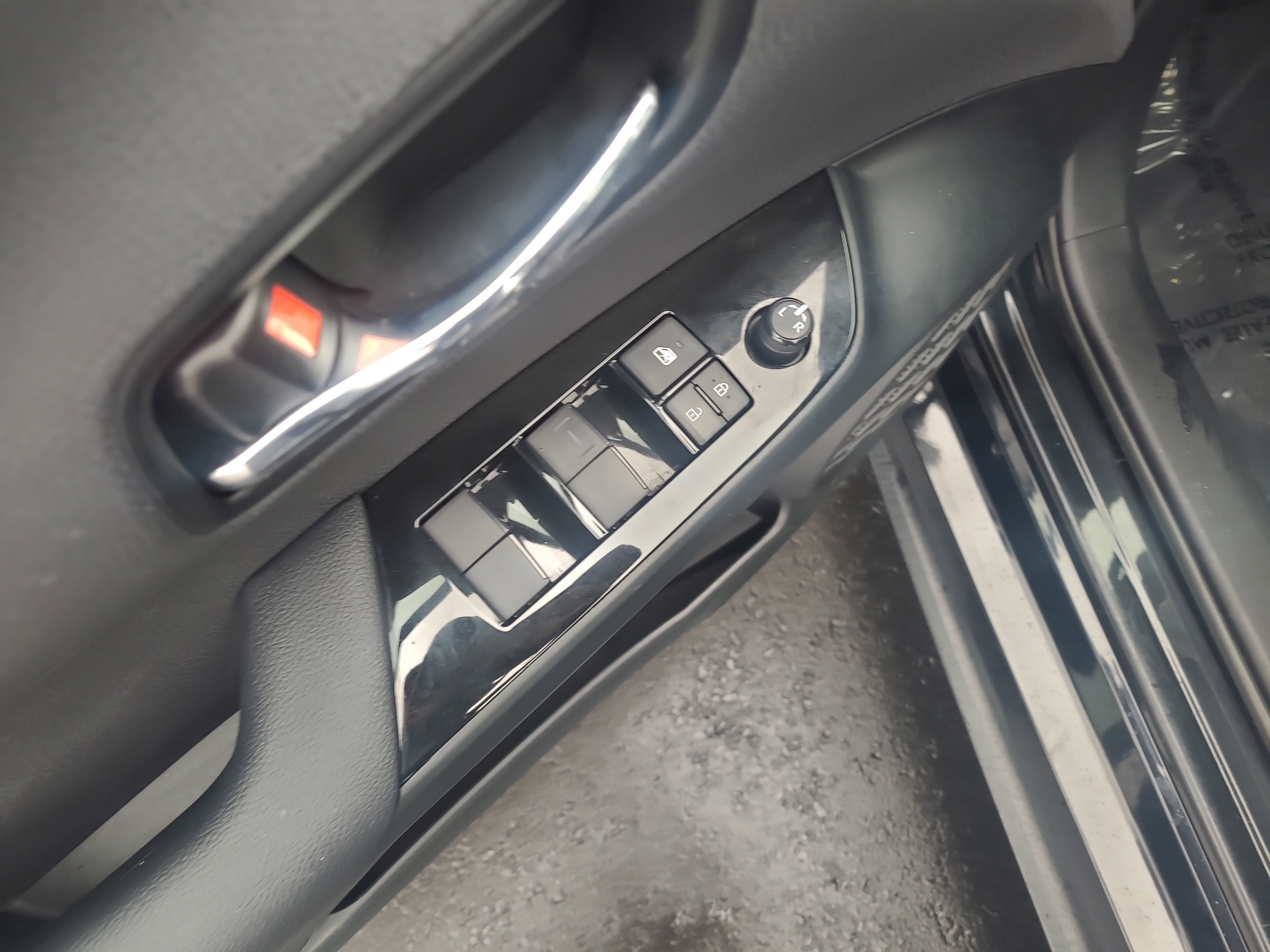 Certified 2022 Toyota Prius Prime XLE image 13