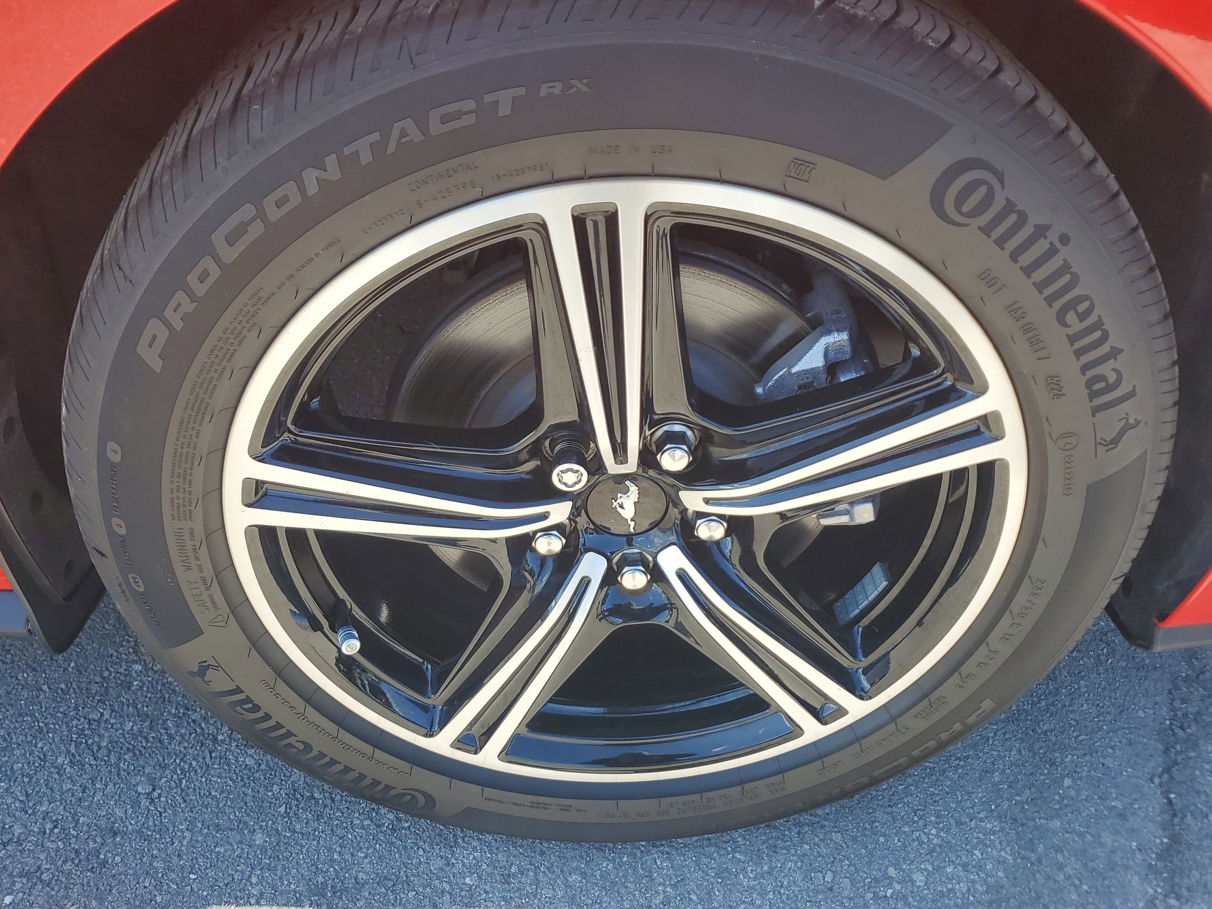 Used 2025 Ford Mustang Premium image 9