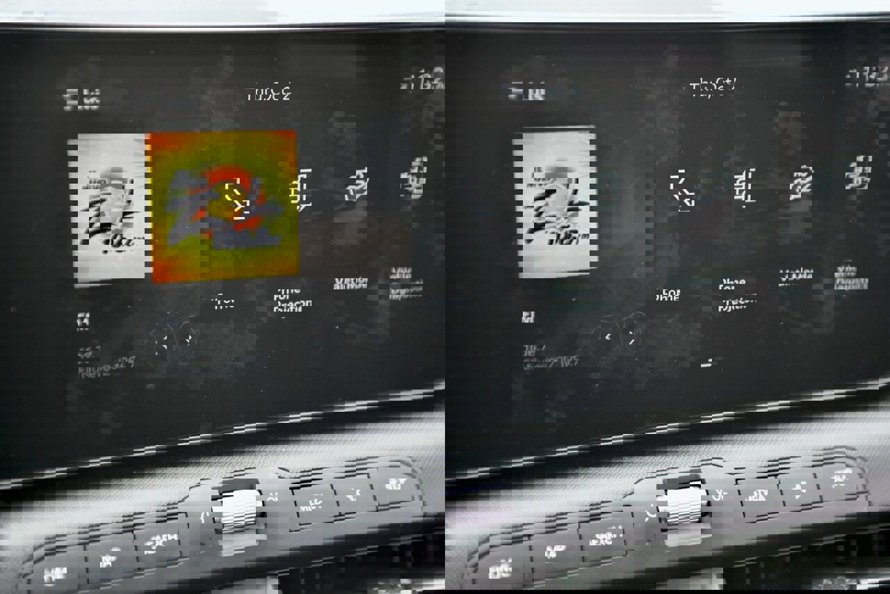 Used 2025 Kia K4 LXS image 29