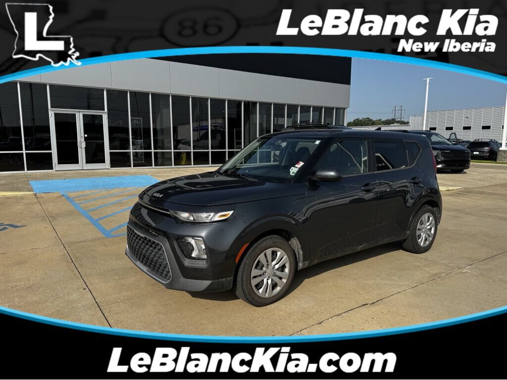 Certified 2022 Kia Soul LX FWD image 1
