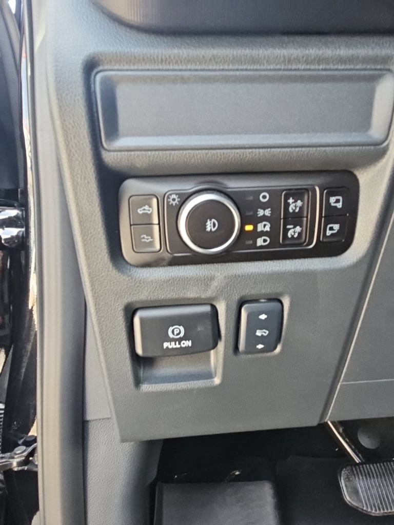 Used 2026 Ford F150 Raptor w/ Equipment Group 803A Raptor R AWD/4WD image 17