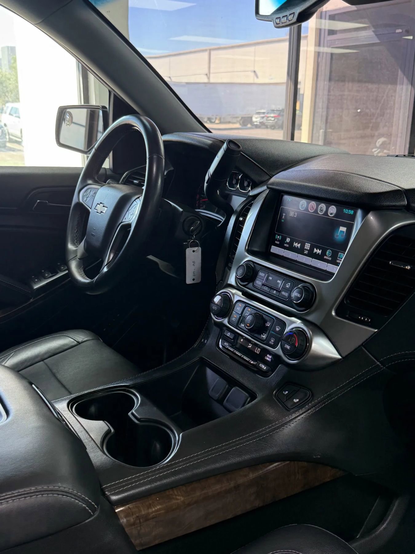 Used 2018 Chevrolet Tahoe LT image 17