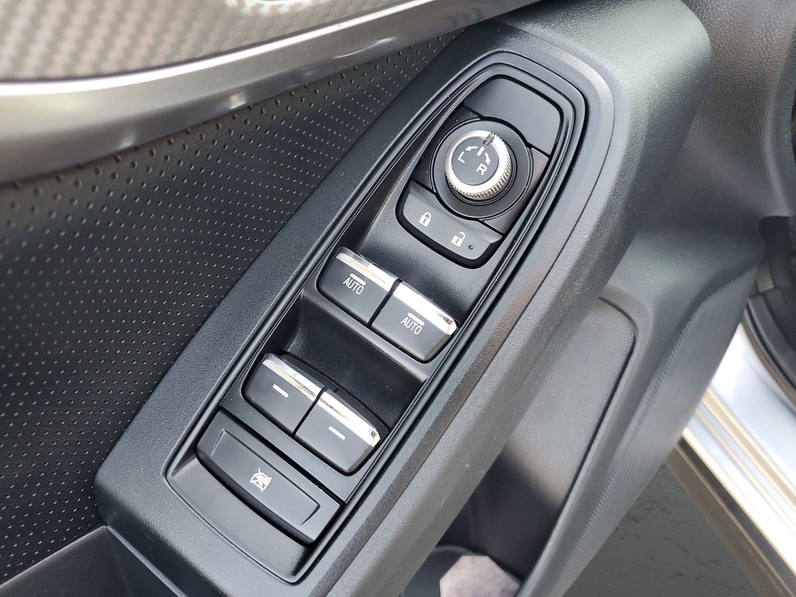 Used 2023 Subaru Crosstrek 2.5i Limited image 19