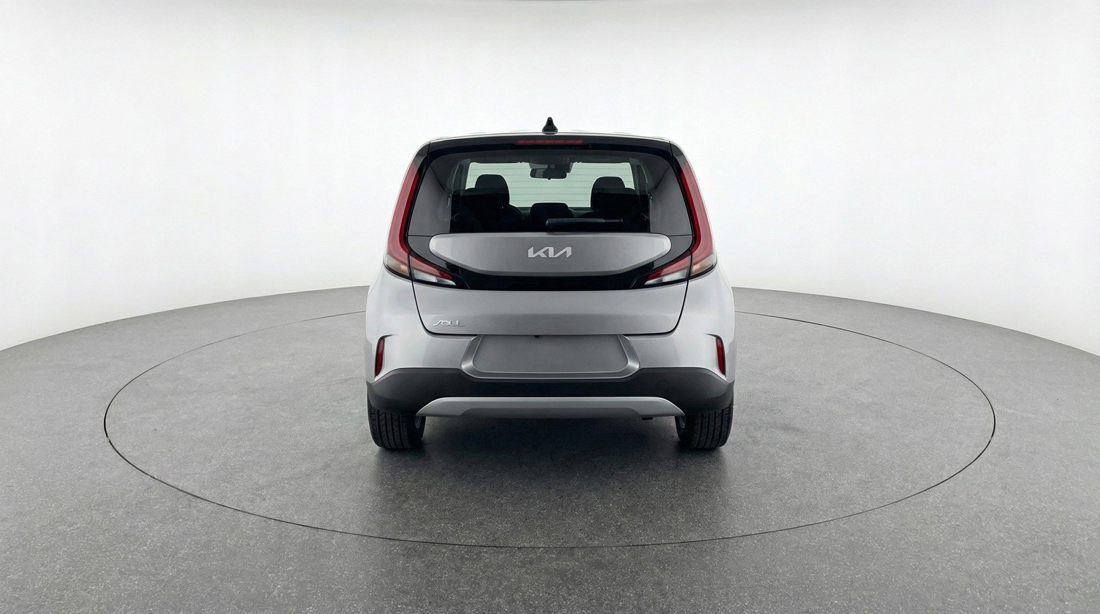 Used 2025 Kia Soul LX w/ LX Technology Package FWD image 7