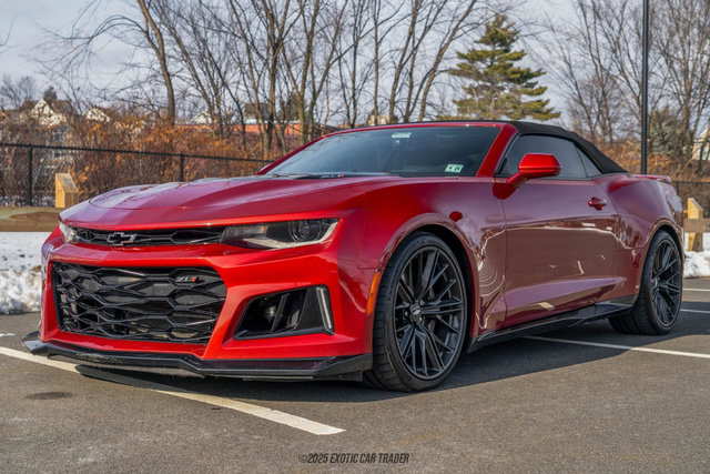 Used 2019 Chevrolet Camaro ZL1 image 22