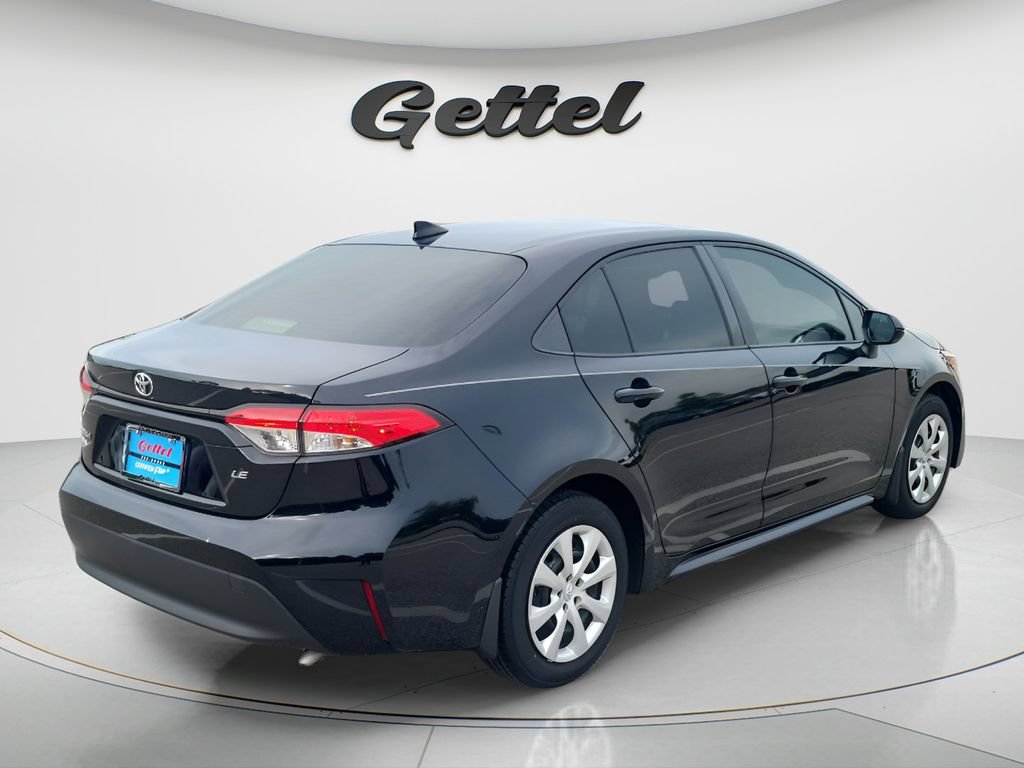 Used 2023 Toyota Corolla LE FWD image 5