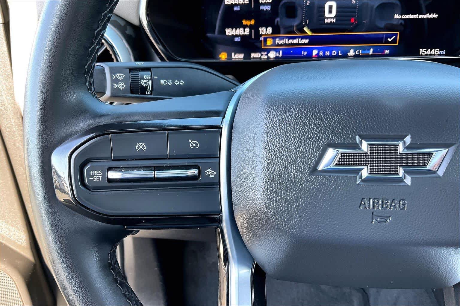 Used 2024 Chevrolet Colorado ZR2 w/ Technology Package AWD/4WD image 21