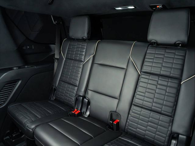 Used 2026 Cadillac Escalade V w/ LPO, ONYX Package AWD/4WD image 22