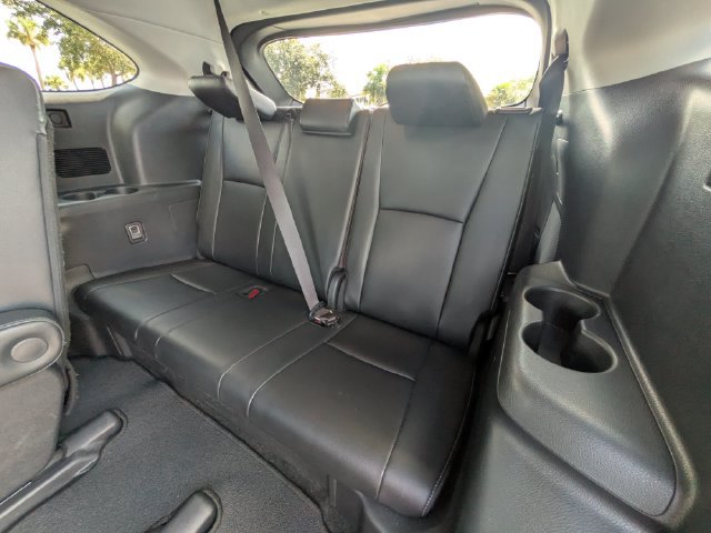 Used 2026 Toyota Highlander Platinum AWD/4WD image 14