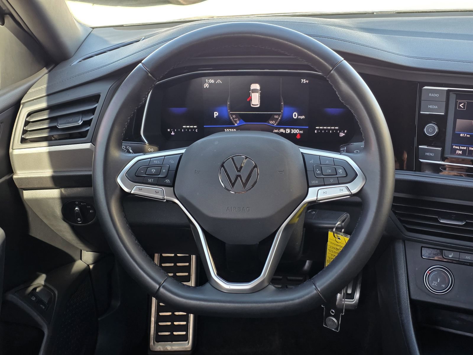 Used 2024 Volkswagen Jetta Sport image 24