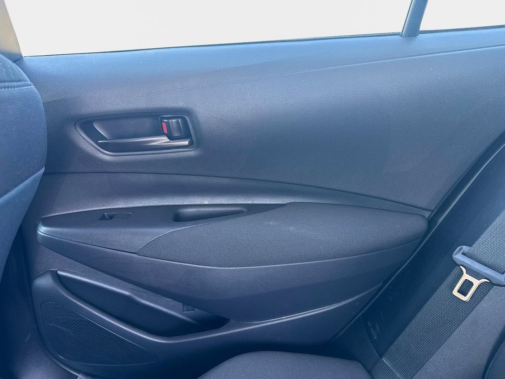 Used 2025 Toyota Corolla LE image 12