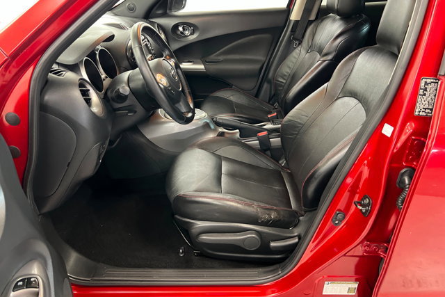 Used 2012 Nissan Juke SL FWD image 17