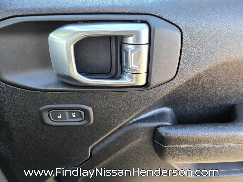 Used 2022 Jeep Wrangler Unlimited Sport image 17