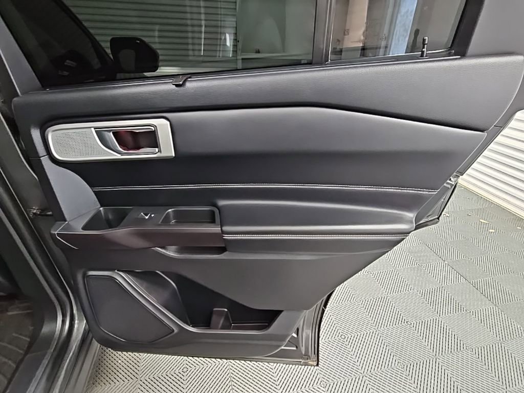 Used 2020 Ford Explorer ST w/ ST Street Pack image 39