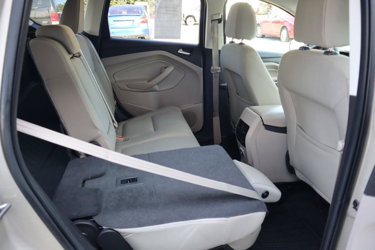 Used 2017 Ford Escape SE FWD image 40