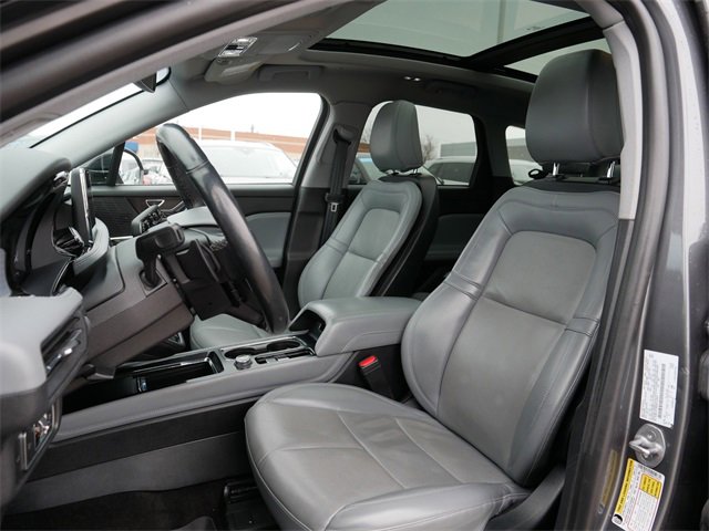 Used 2022 Lincoln Corsair AWD w/ Premium Package image 15