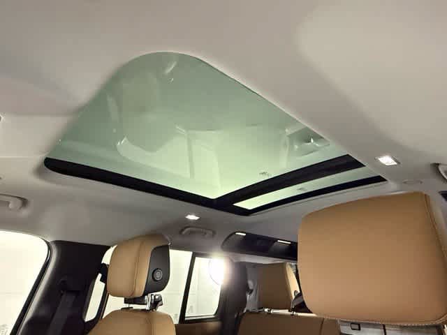 New 2026 Land Rover Defender 110 S AWD/4WD image 24
