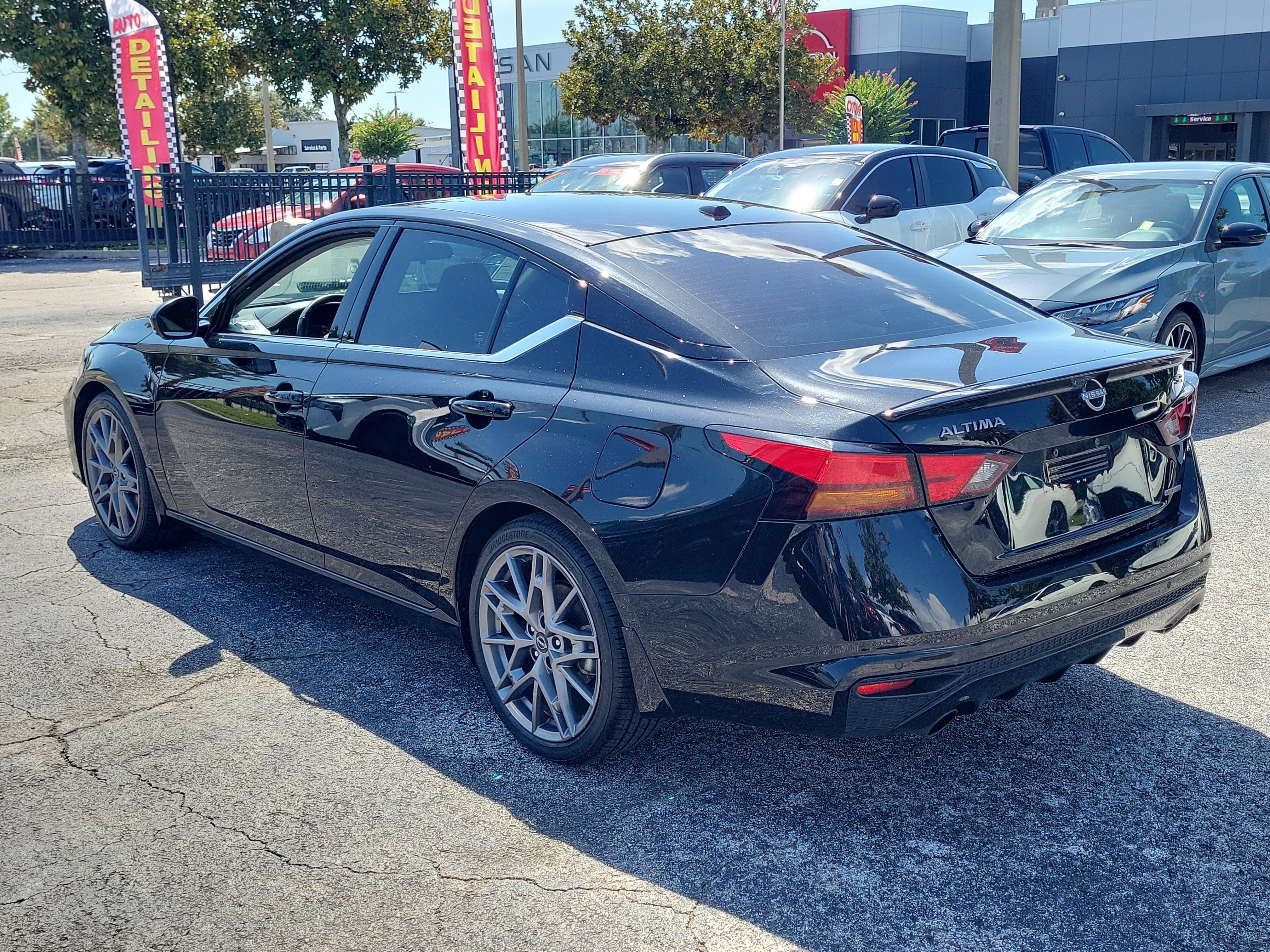Certified 2024 Nissan Altima 2.0 SR FWD image 7