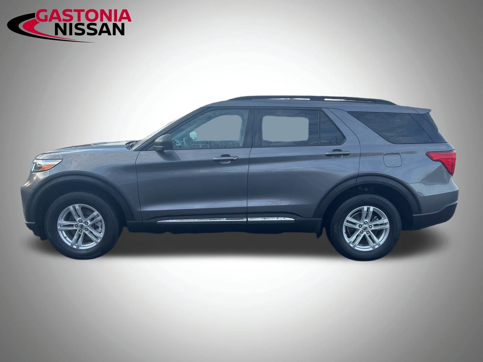 Used 2022 Ford Explorer XLT image 10