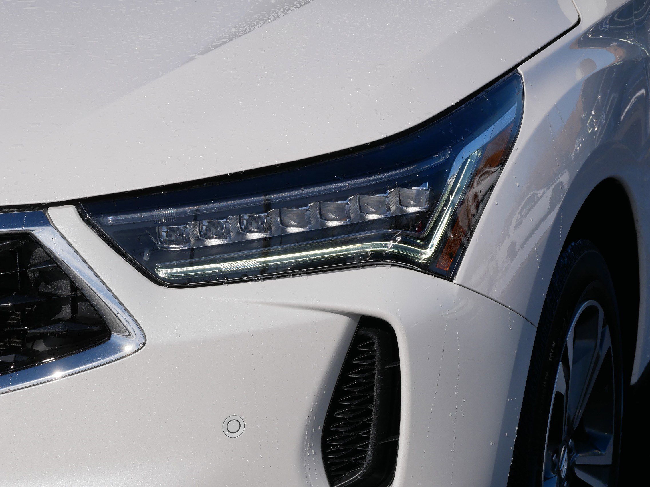 Used 2024 Acura RDX SH-AWD w/ Advance Package image 16