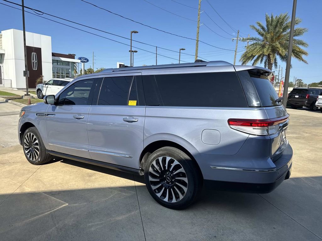 Certified 2022 Lincoln Navigator L Black Label image 6