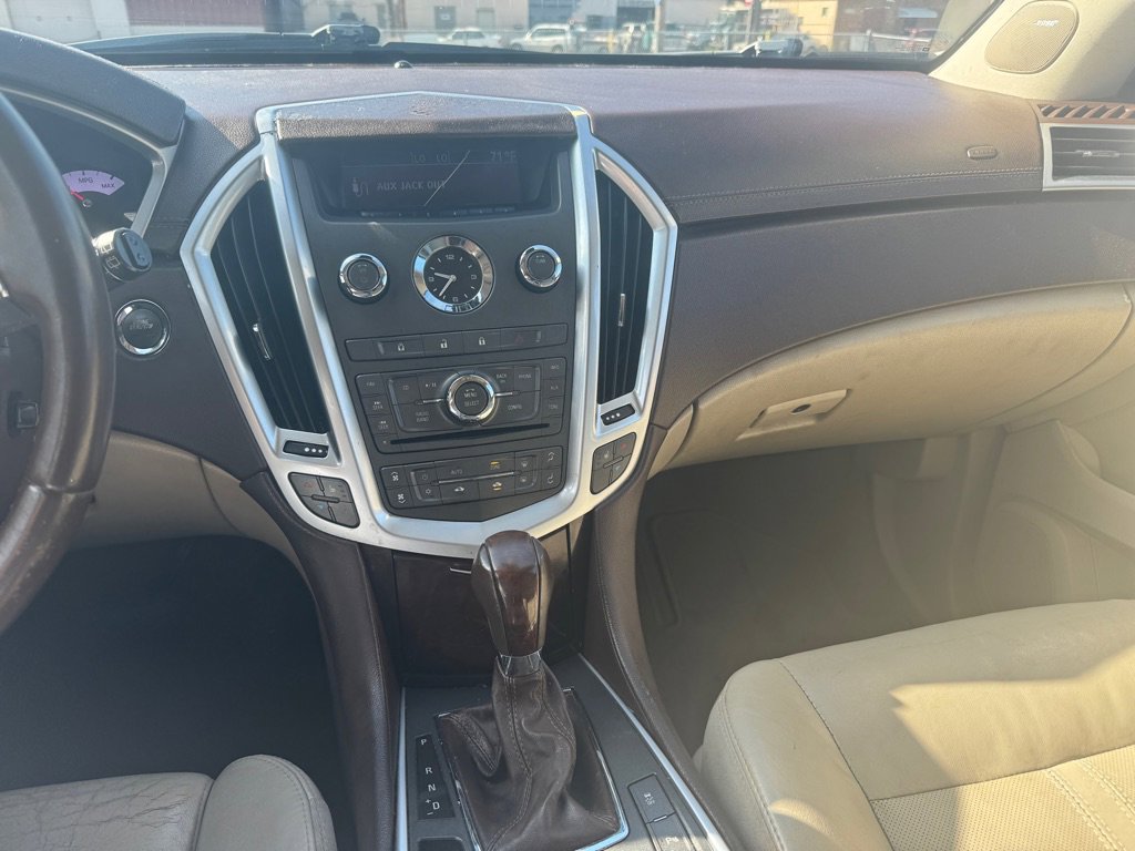 Used 2011 Cadillac SRX Luxury image 13
